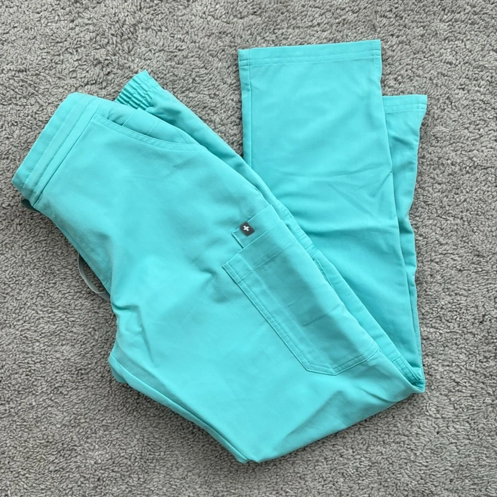 FIGS Scrubs - Fresh Aqua - Picture 3 of 3